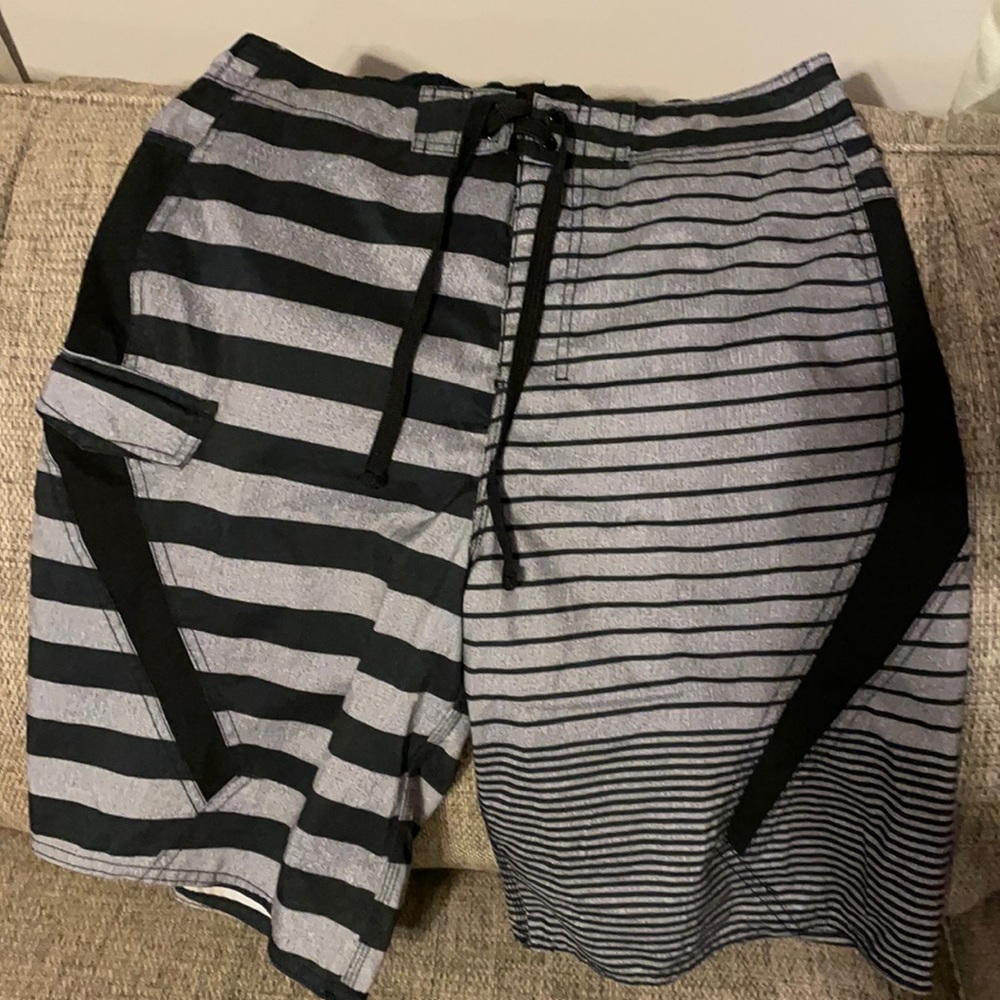 Men’s medium US Apparel swim trunks